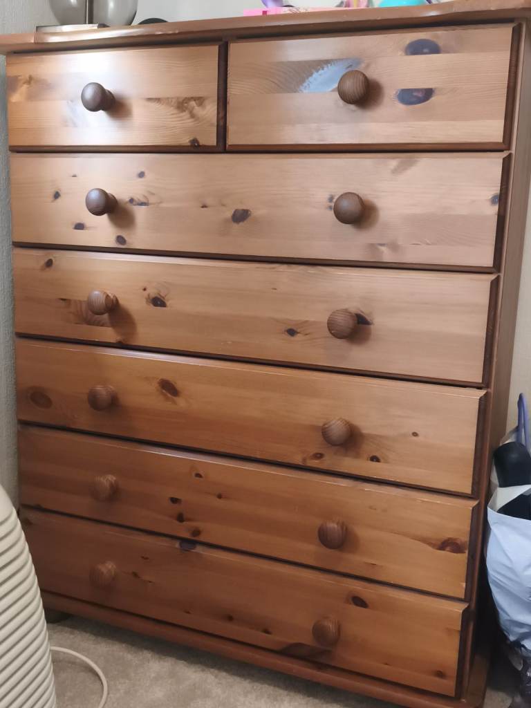 Merchants chest of drawers pine wood
