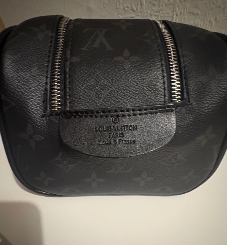Louis Vuitton dopp bag 