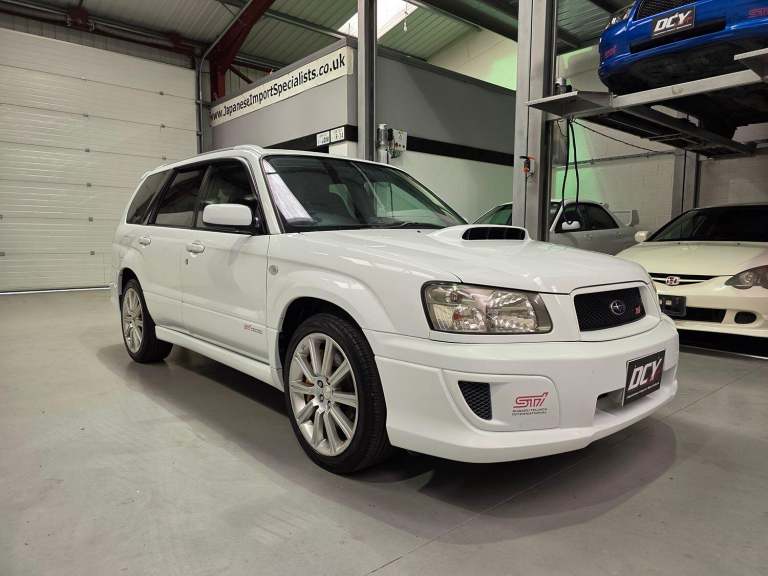 SUBARU FORESTER Sti Sg9 White Manual Petrol 2004