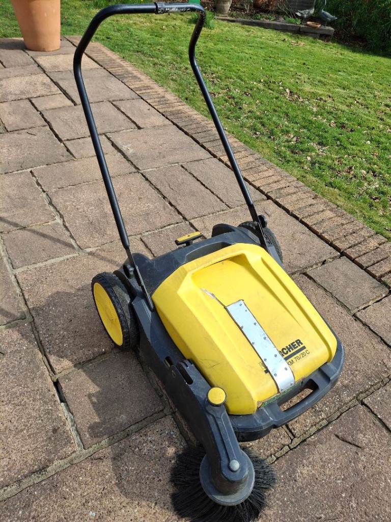 Karcher 70/20C Sweeper. Ideal for driveway, workshop, patio etc
