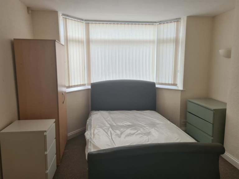 1 bedroom flat in b Mayfair Road, Oxford