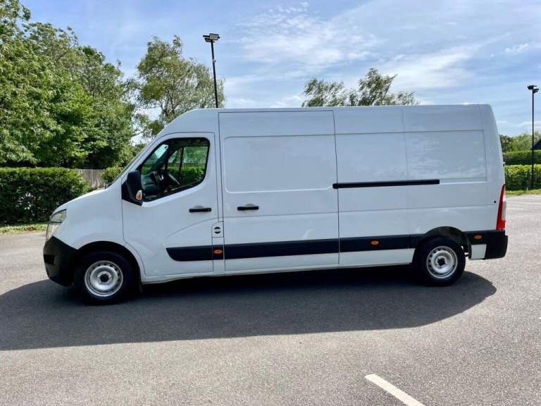 Nissan, NV400, Panel Van, 2021, Manual, 2298 (cc) low mileage 