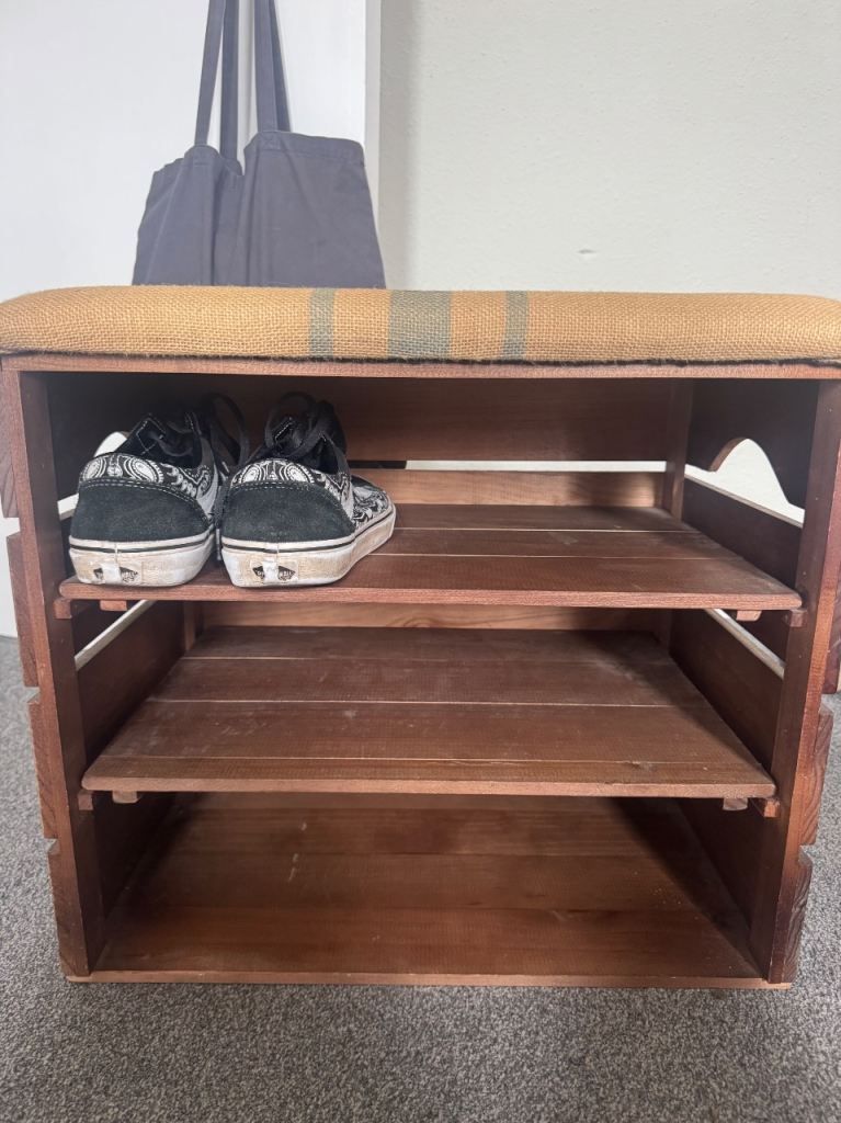 Wooden Shoe Storage Bench with Upholstered Seat – Good Condition