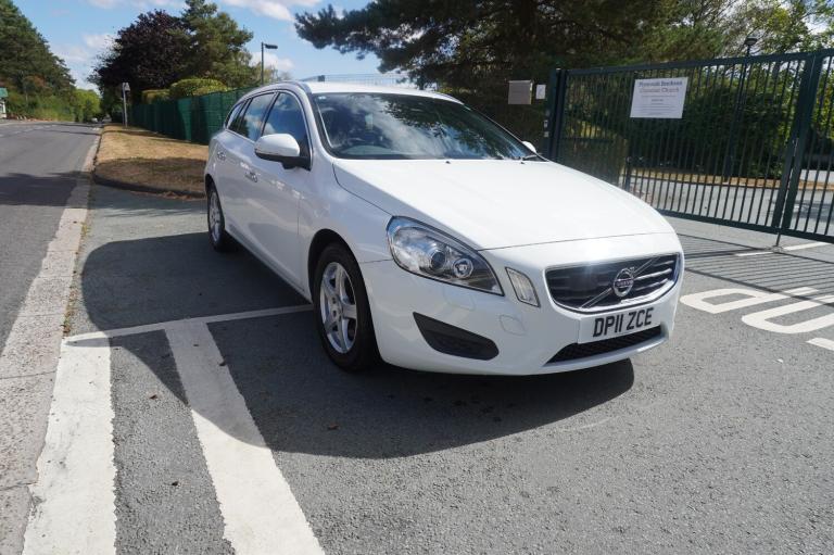 2026 Volvo V60 1.6 SE LUX AUTOMATIC Estate PETROL Automatic