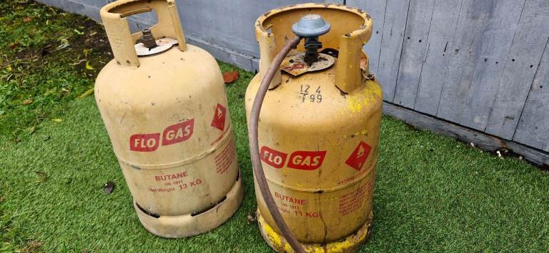 image for 13kg butane gas cylinder