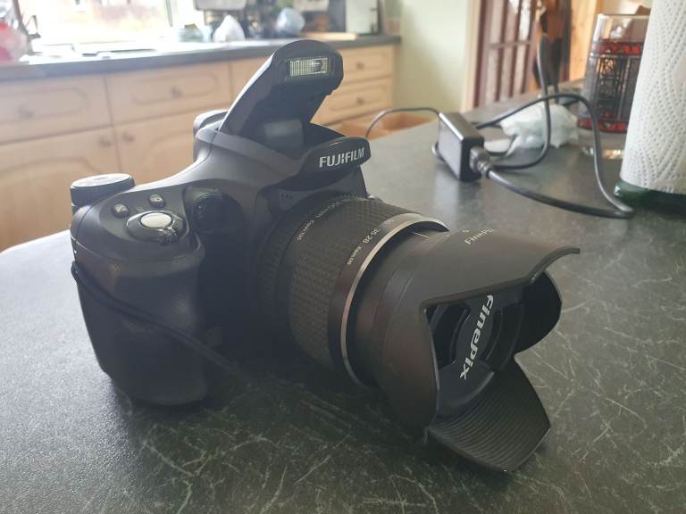 Fuji Film FinePix 3mp digital camera with adaptor and 2gb xd card