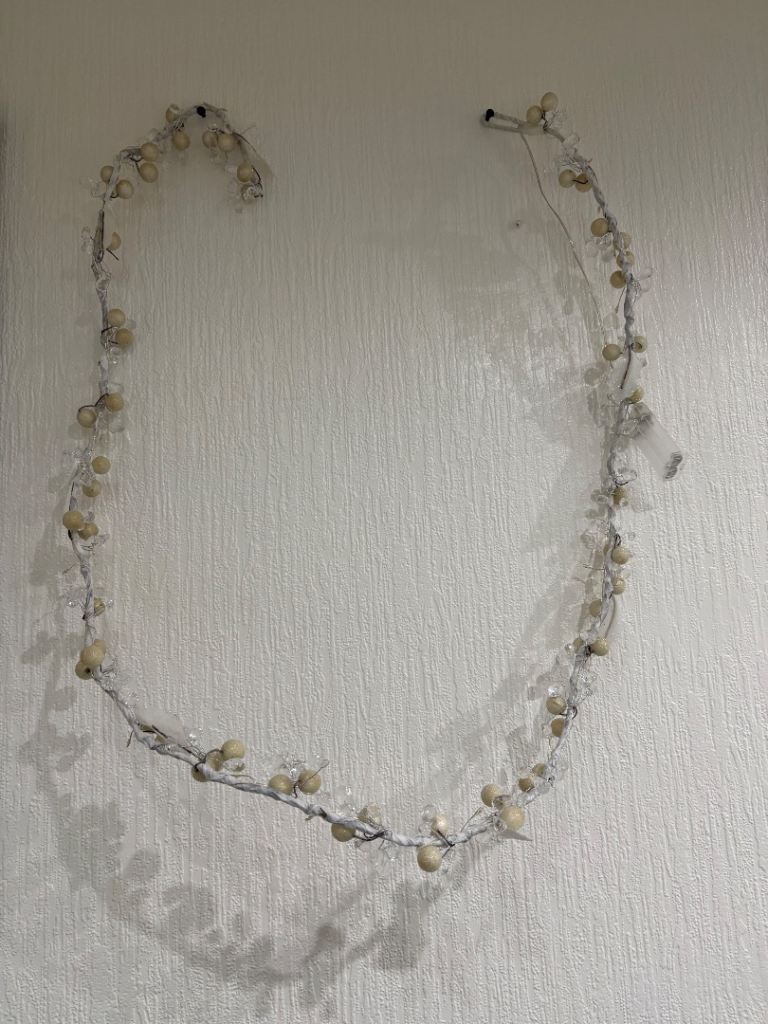 Delicate White Beaded garland  – Good Condition