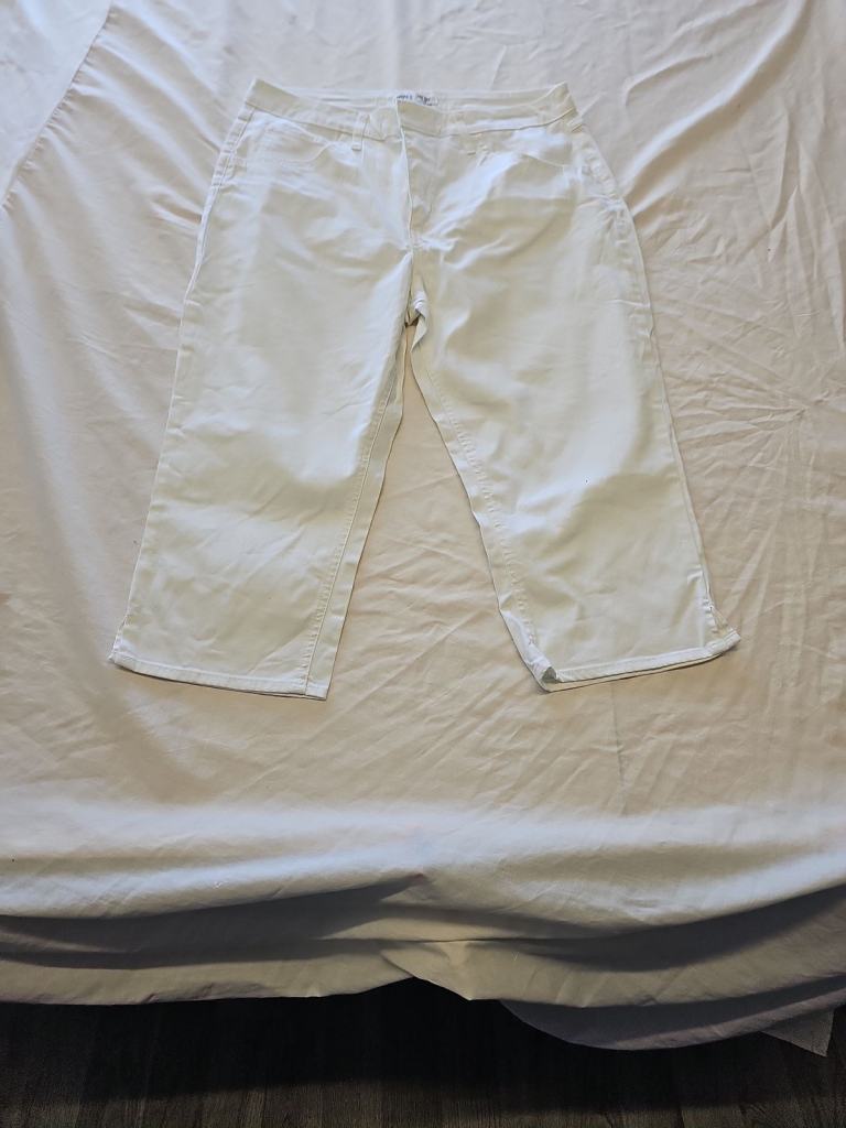 Riders by Lee Women's Mid Rise White Capri Trousers W32 CC952