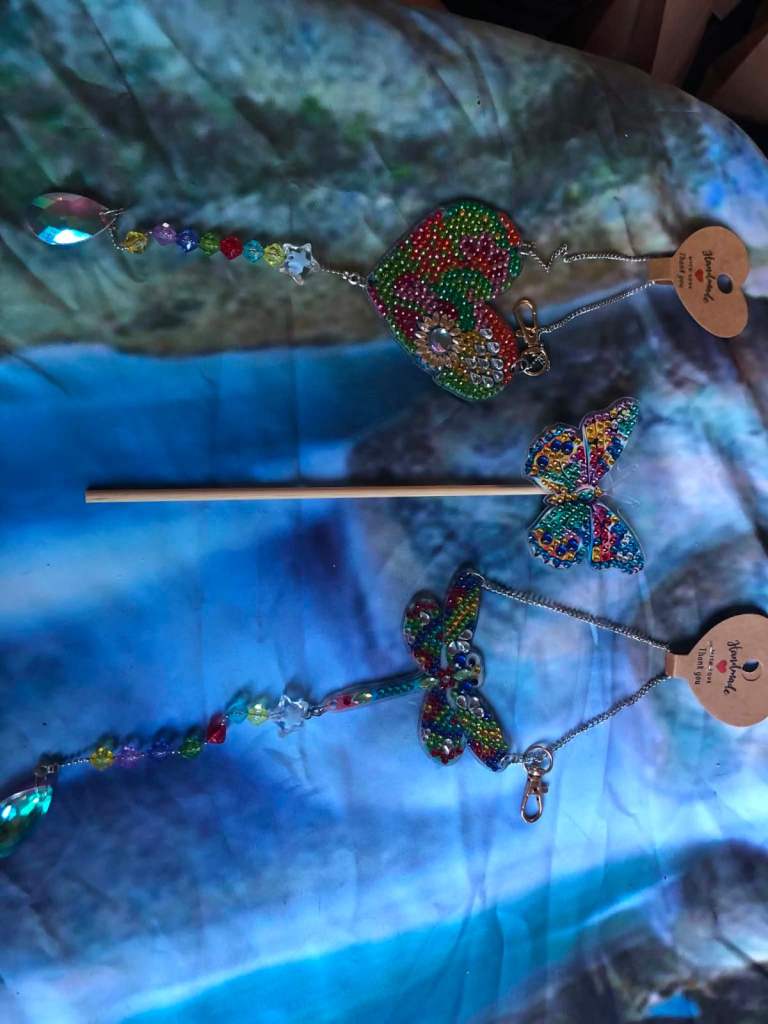 X2 Diamond Painted Suncatchers - X1Butterfly plant pot decoration 