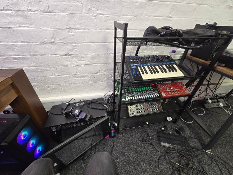 Wanted*** Synthesizer Setup help