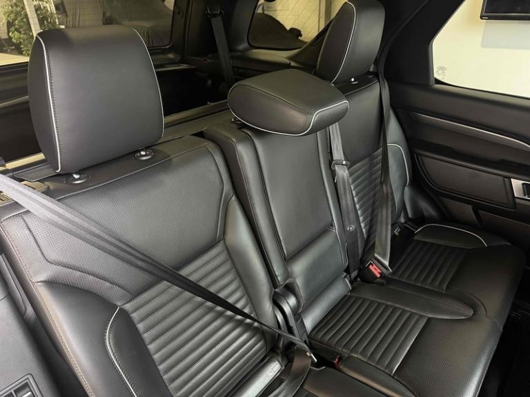 2018 Land Rover Discovery SD V6 HSE Luxury SUV Diesel Automatic