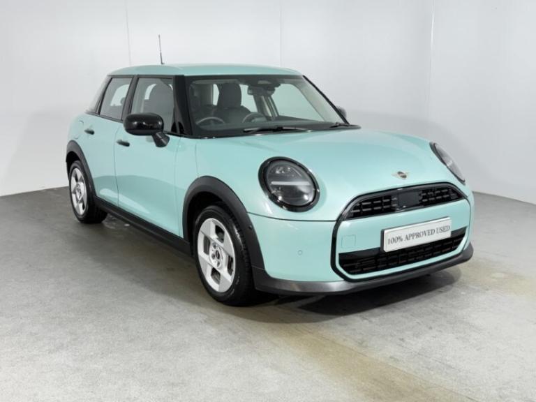 MINI COOPER 1.5 C Classic 5dr Auto