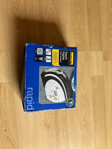 Halfords 12V Electric Rapid Tyre Inflator | in Cardiff City Centre, Cardiff 