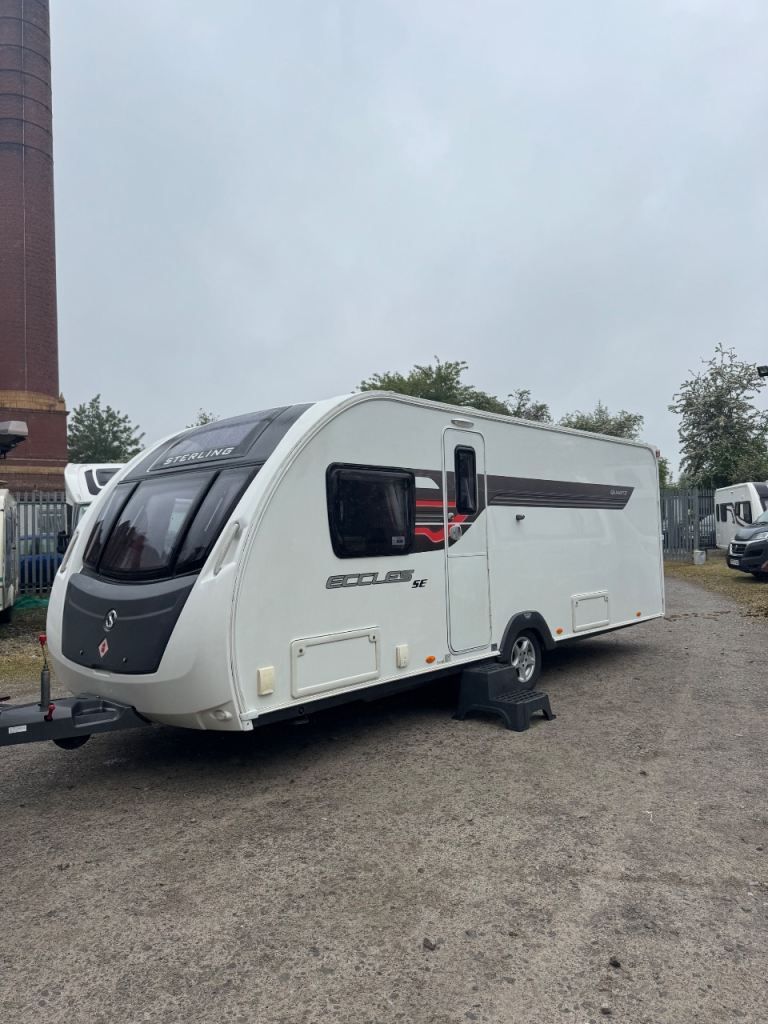 Sterling Eccles Quartz SE 4 Berth Fixed Island Bed Caravan