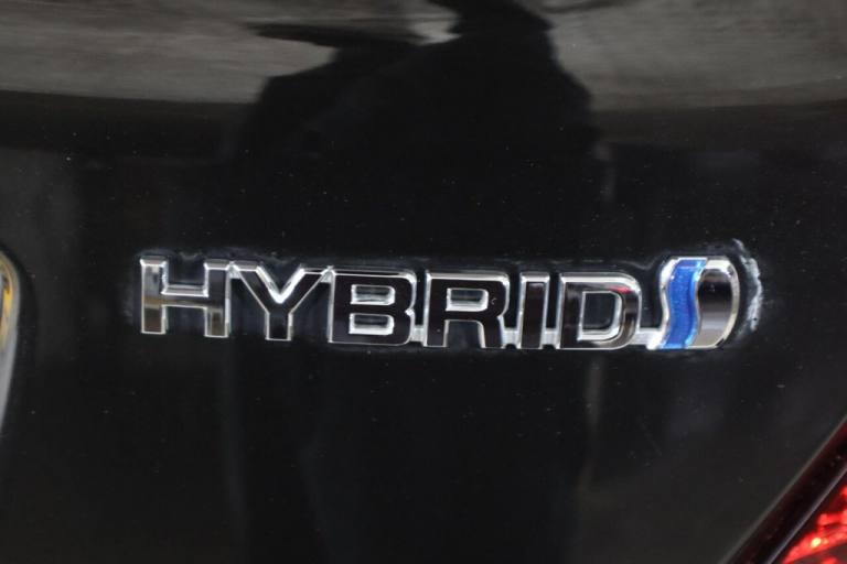 2022 Toyota C-HR 1.8 VVT-h Design CVT Euro 6 (s/s) 5dr HATCHBACK PETROL/ELECTRIC Automatic