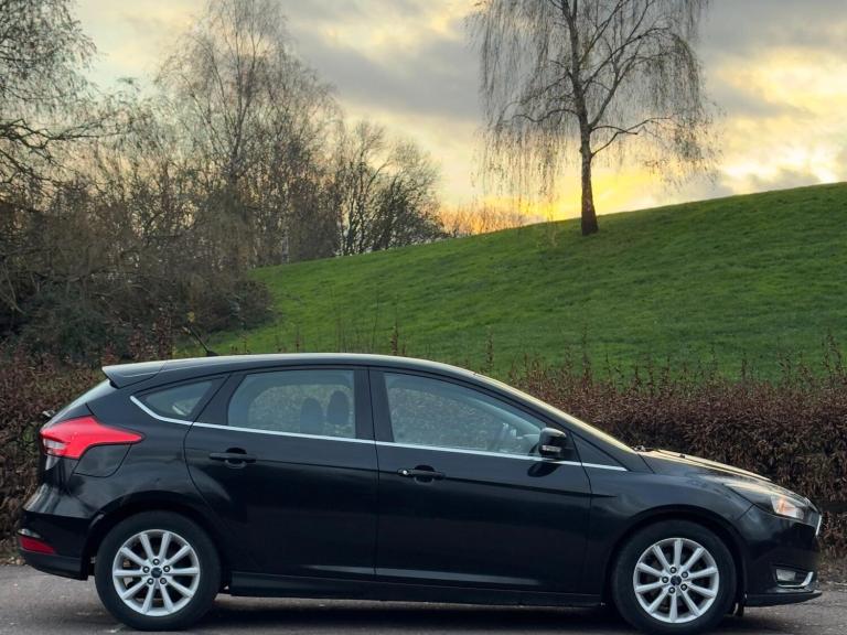 2015 Ford Focus 1.0T EcoBoost Titanium Euro 6 (s/s) 5dr HATCHBACK Petrol Manual