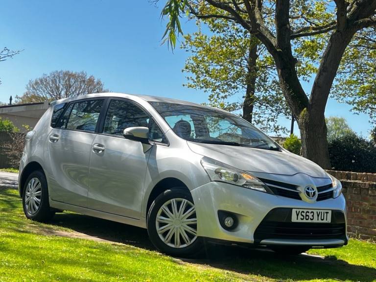 2014 Toyota Verso 1.6 V-matic Active 5dr MPV PETROL Manual