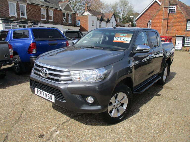 2017 Toyota Hilux Icon D/Cab Pick Up 2.4 D-4D Auto PICK UP Diesel Automatic