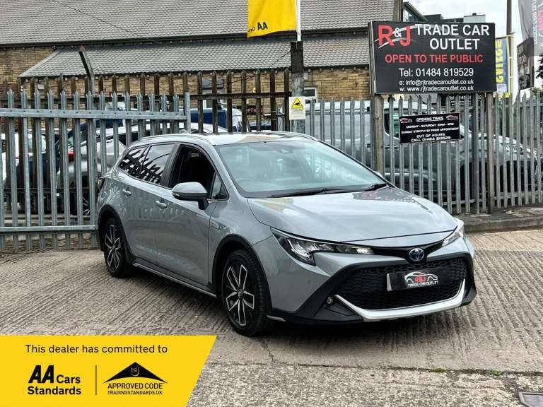 2020 Toyota Corolla 2.0 VVT-i Hybrid Trek 5dr CVT ESTATE PETROL/ELECTRIC Automatic