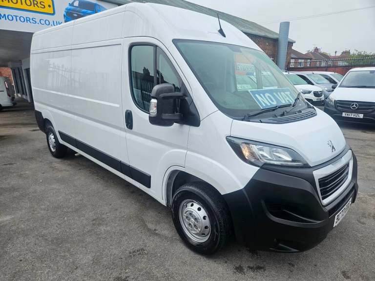 2024 Peugeot Boxer 2.2 BlueHDi H2 Professional Premium+ Van 140ps PANEL VAN DIESEL Manual