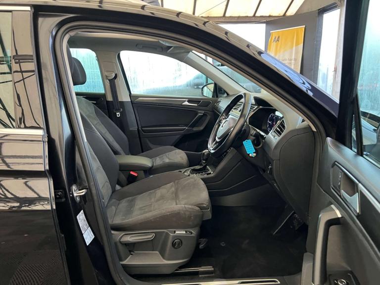 2017 Volkswagen Tiguan 2.0 TDi 150 4Motion SEL 5dr DSG ESTATE DIESEL Automatic
