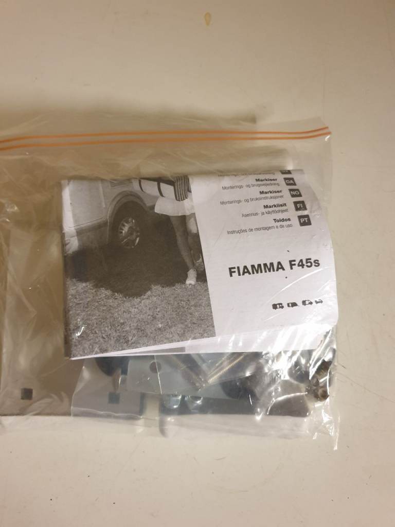 Fiamma F45s full fixing kit (NEW)