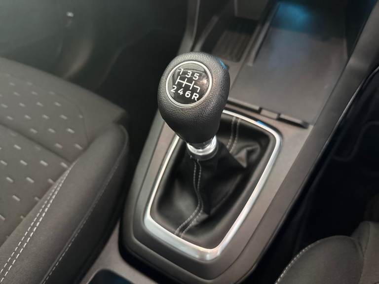 2024 Ford Puma 1.0 EcoBoost Hybrid mHEV Titanium 5dr Hatchback Petrol Manual