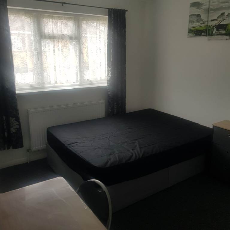 Double room for rent 