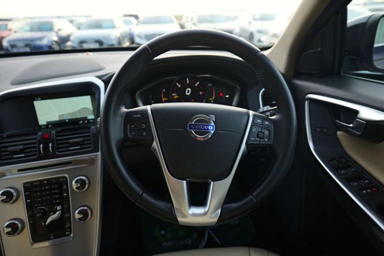 2016 Volvo XC60 2.4 XC60 SE Luxury Nav D5 AWD 4WD 5dr SUV Diesel Manual
