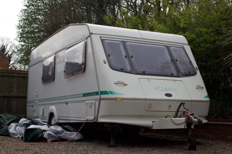 Eldiss Ex300 4 berth caravan with awning 