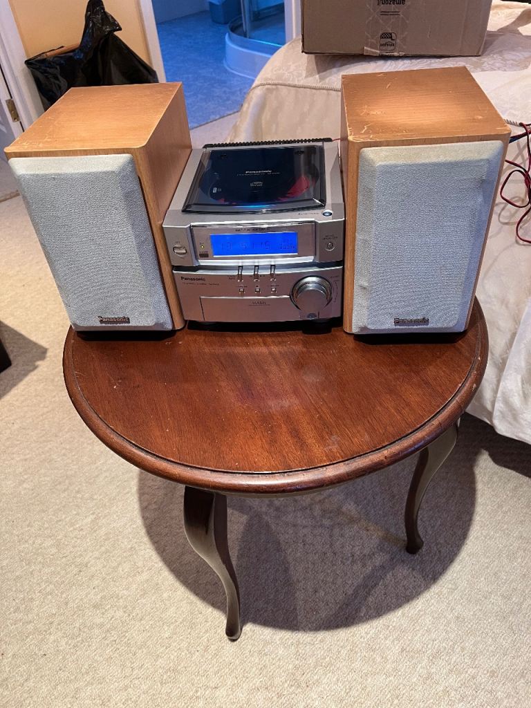 Panasonic CD stereo system 