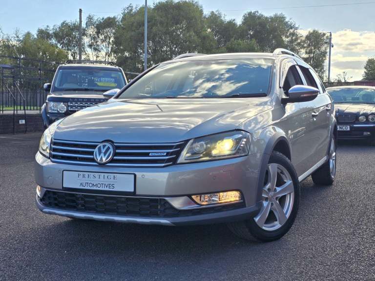 VOLKSWAGEN PASSAT 2.0 TSI Sport 4 MOTION ALLTRACK LEATHER SEATS ONLY 26K