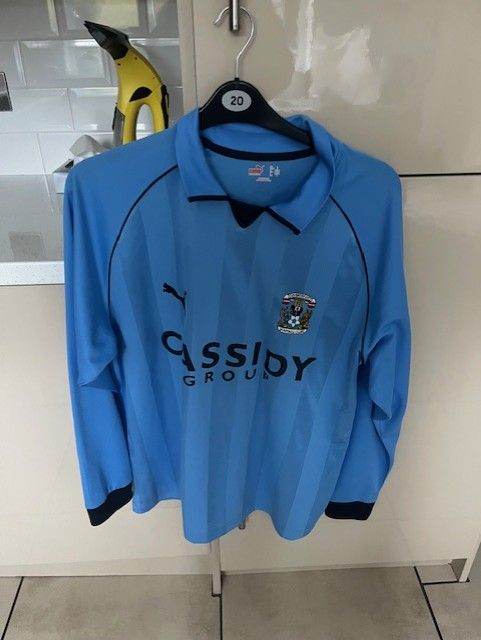 Like New Coventry City Long Sleeved Puma Football Shirt