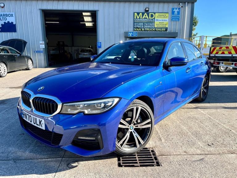 image for BMW 2.0 330e 12kWh M Sport Auto Euro 6 4dr Saloon PETROL/ELECTRIC Automatic 