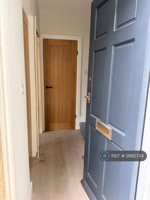 2 bedroom flat in Llandaff, Cardiff, CF5 (2 bed) (#2882734)