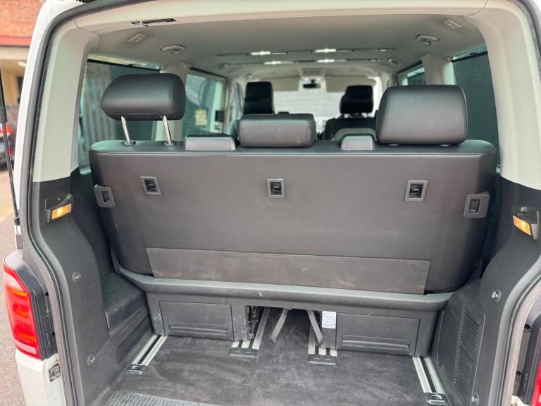 2016 Volkswagen Caravelle 2.0 TDI BlueMotion Tech 204 Executive 5dr DSG MPV DIESEL Automatic