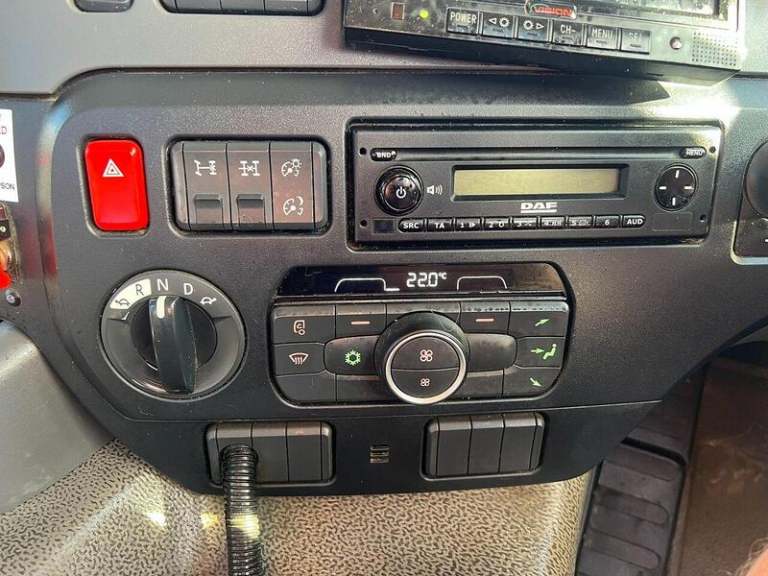 2021 DAF TRUCKS CF NA DIESEL Automatic