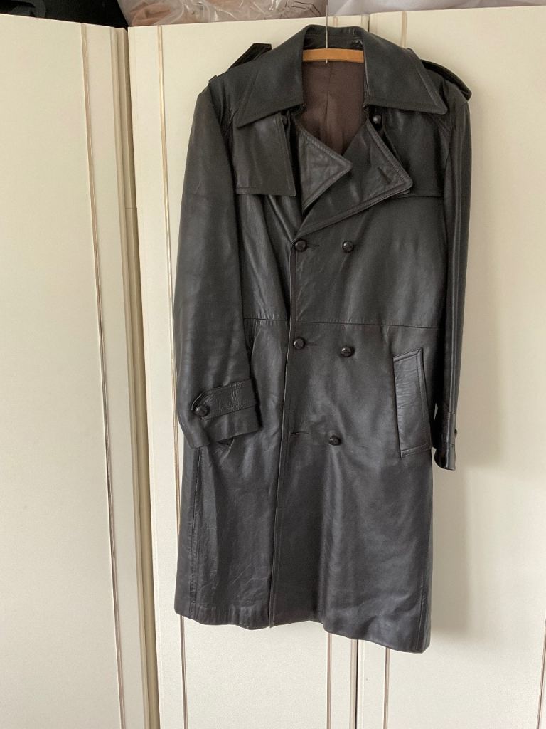 Gents trenchcoat