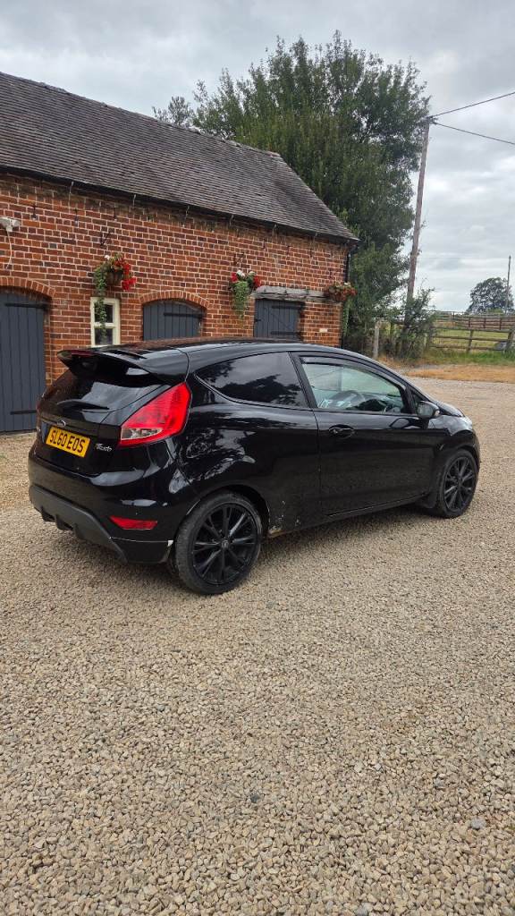 Ford, FIESTA, Car Derived Van, 2010, Manual, 1560 (cc)