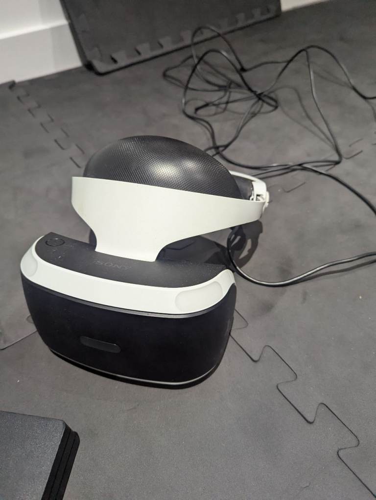 Sony PlayStation VR Headset with Processor Unit – Good Condition | in ...