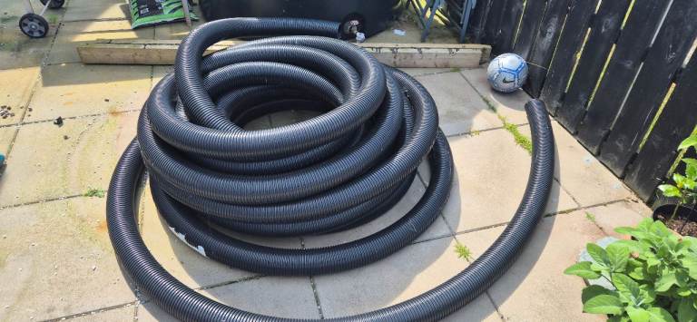 100mm x 40M perforated drainage pipe.
