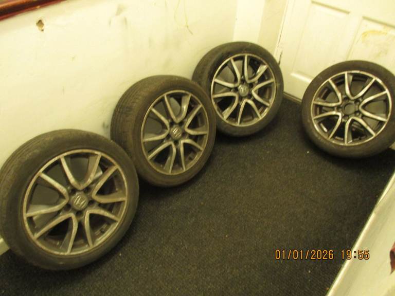 Honda Diamond cut Alloys 114.3x5 full set of 4 alloys