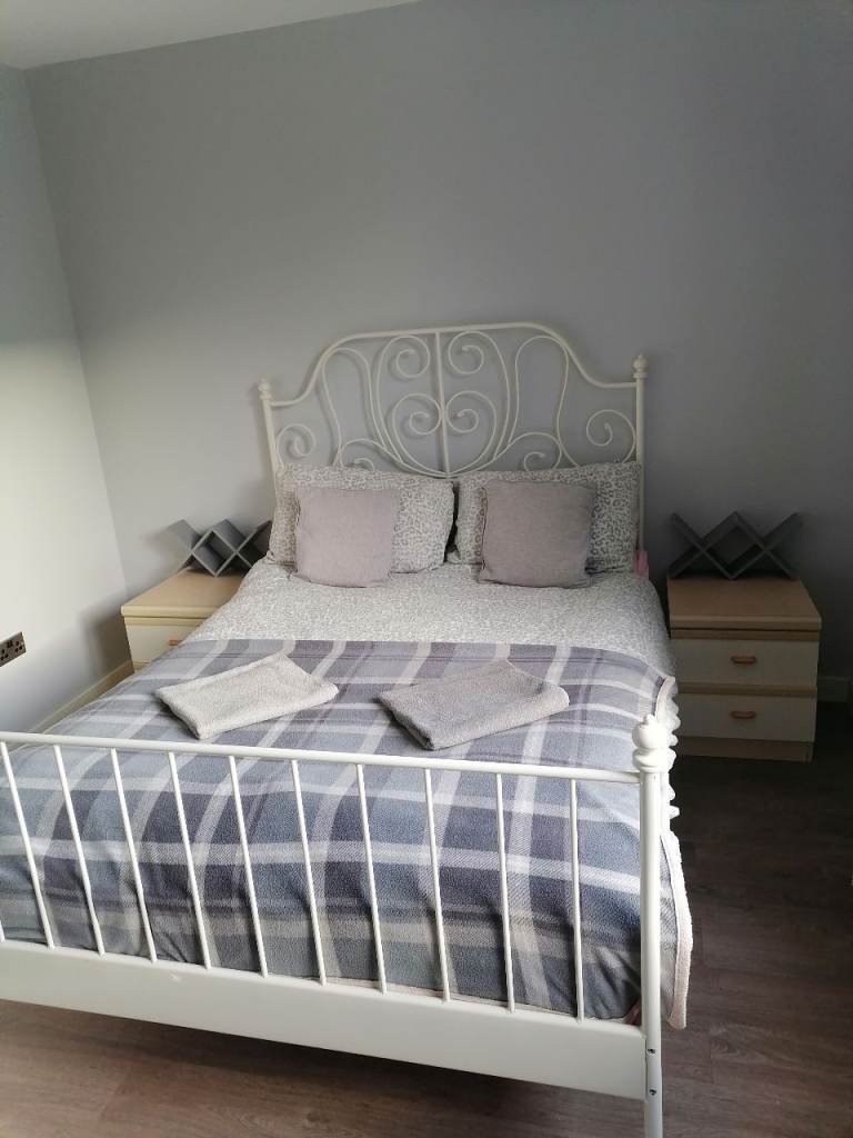 3 bedroom flat to rent 