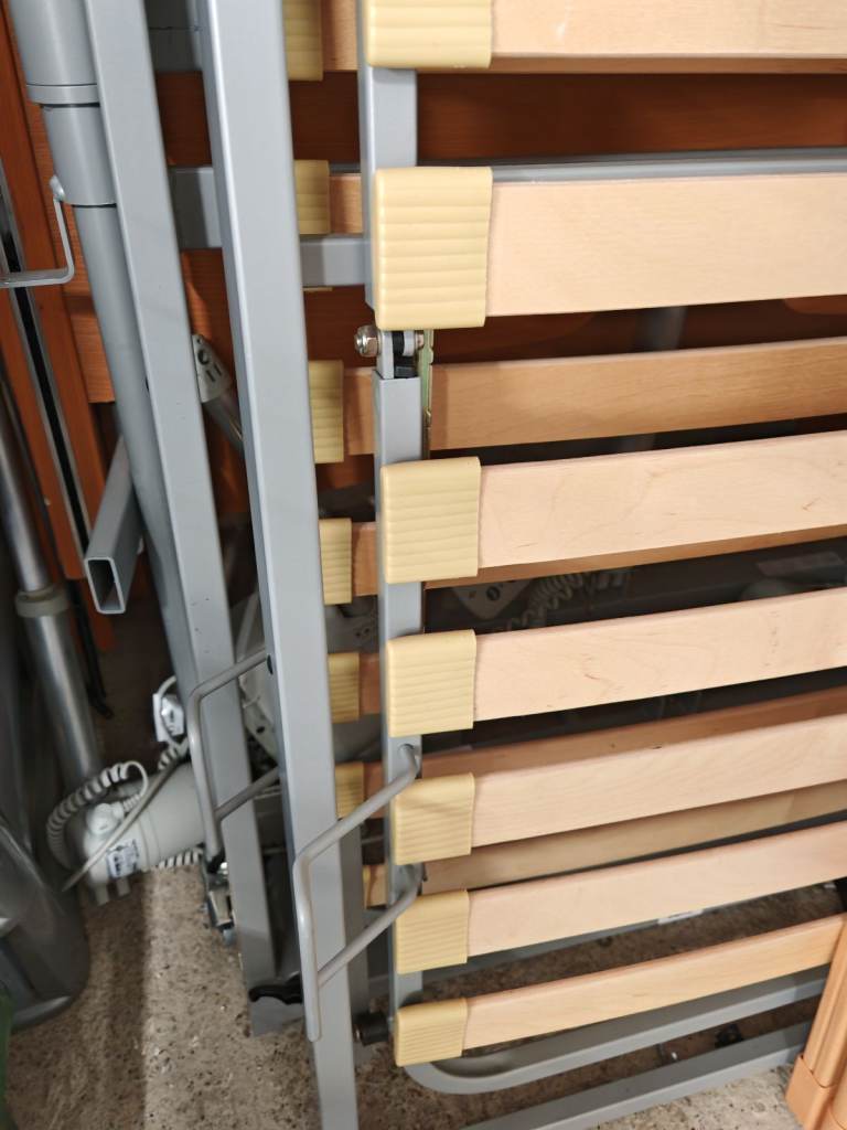 Mobility bed like new