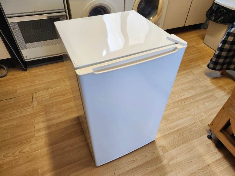 White Undercounter Freezer in Good Working Order