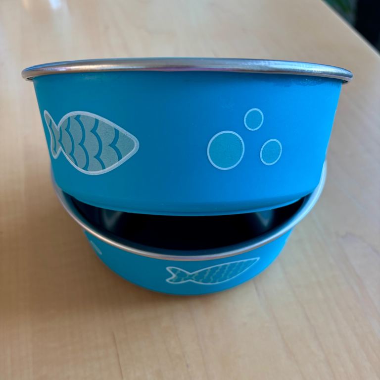 2 x Pets at Home stainless steel fun fish cat bowl - blue
