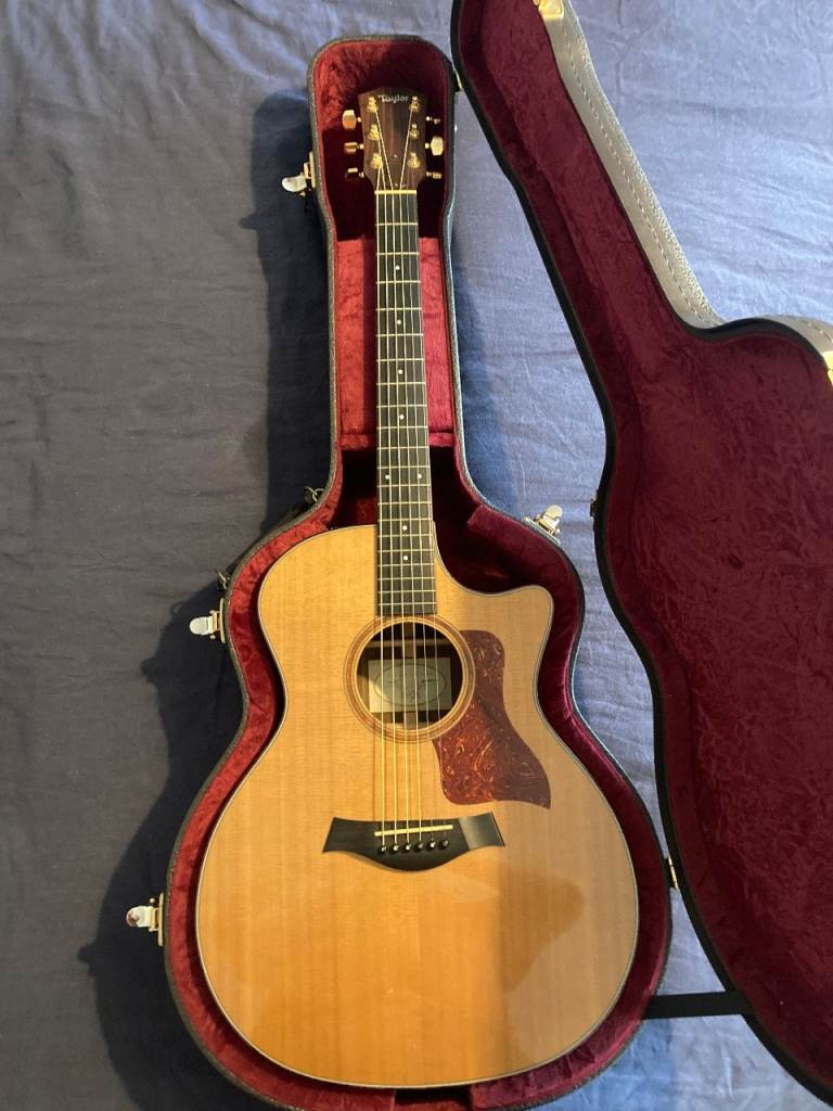 Taylor 714ce - 2006 - Electro Acoustic Guitar
