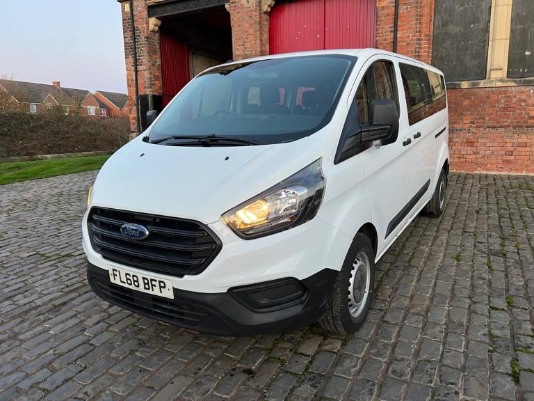 image for 2018 Ford Transit Custom 2.0 EcoBlue 130ps Low Roof Kombi Leader Van MPV Diesel Manual