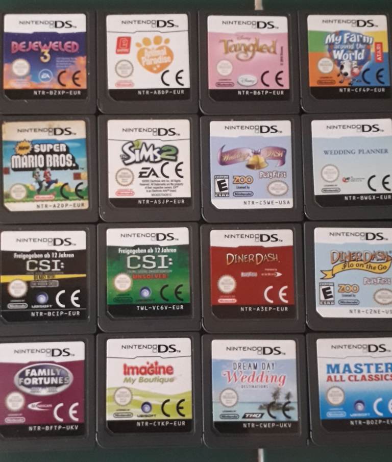 16 Nintendo ds games 