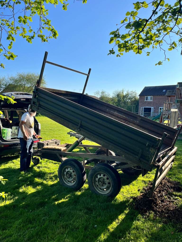 Hydraulic Tipper